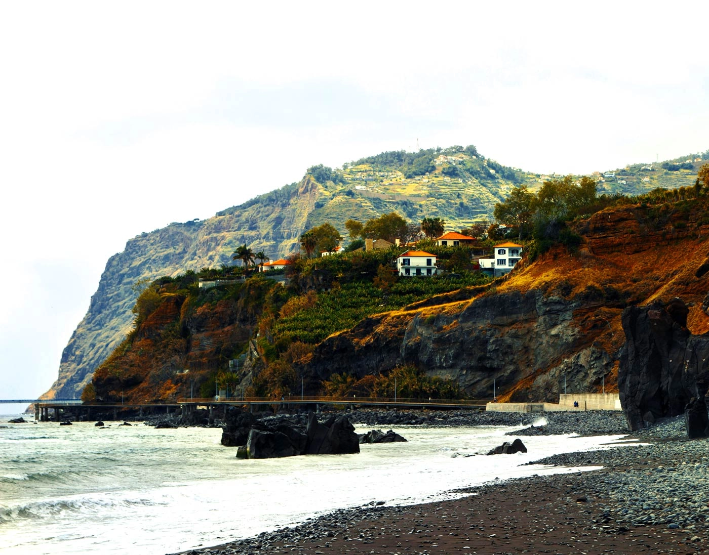 Praia Formosa Promenade